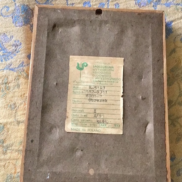 Reverse painted floral in wood frame - Picture 3 of 3